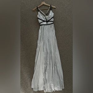 NWT pleated gown, silver/white/black, high slit